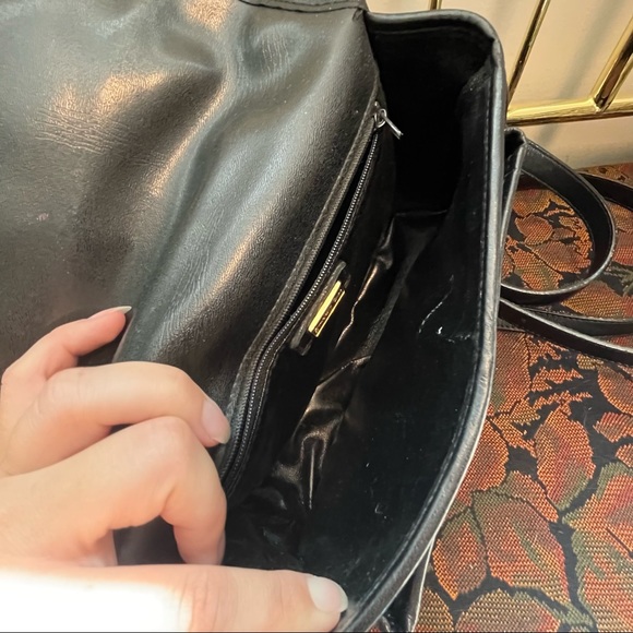 Donatello | Leather Crossbody Purse - Picture 8 of 16